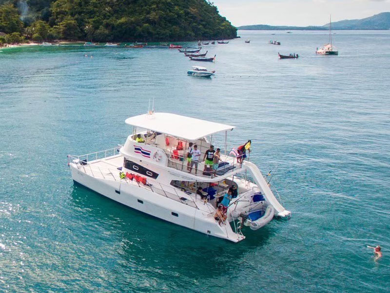 location catamaran phuket